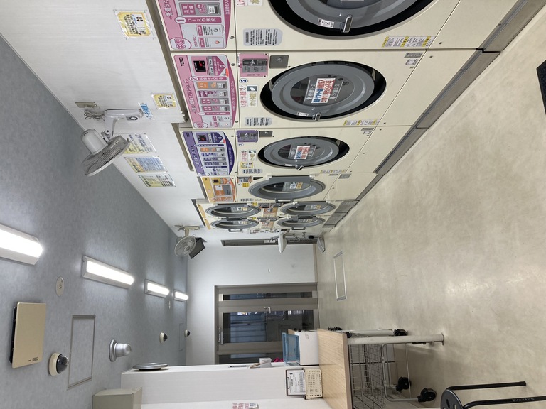コインランドリー内の写真